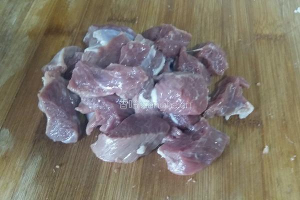 牙签肉的做法图解1