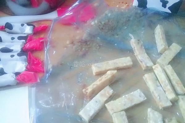 奶香花生牛轧糖（纯手工）的做法图解8
