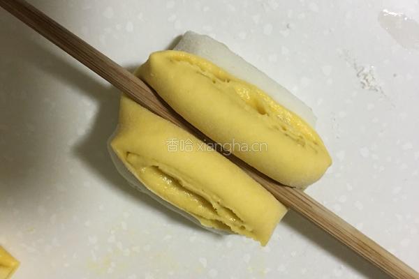 鸳鸯甜花卷的做法图解9
