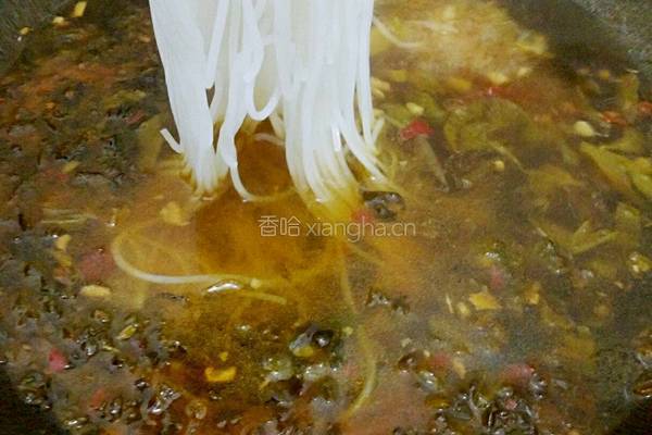 酸菜米粉的做法图解9