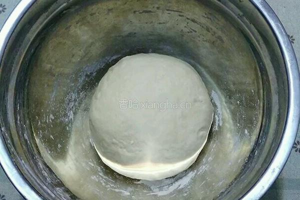 香酥炸油饼的做法图解1