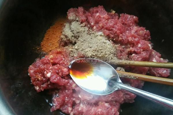牛肉大葱馅饺子的做法图解4
