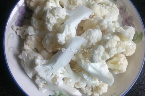素炒花菜的做法图解1