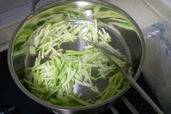 韩式拌饭的做法图解3