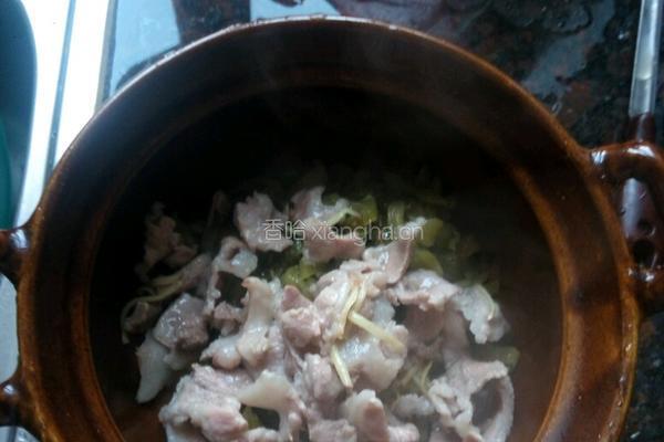 酸菜炖冻豆腐的做法图解7
