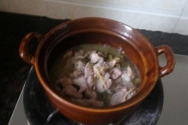 酸菜炖冻豆腐的做法图解8