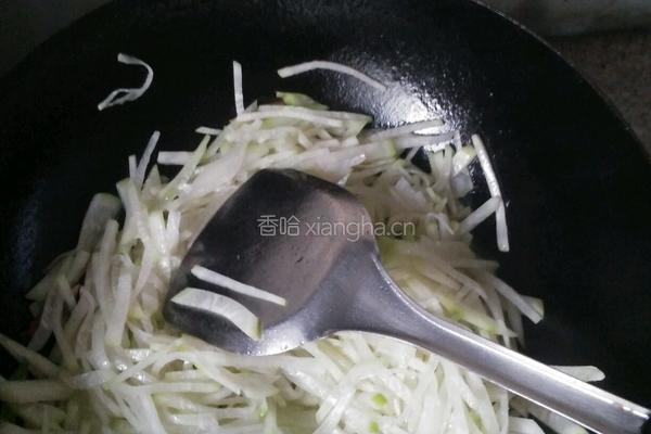 清炒白萝卜的做法图解3