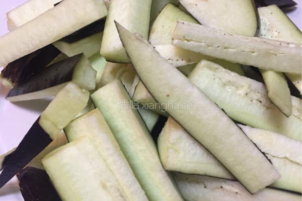 四季豆炒紫茄的做法图解7