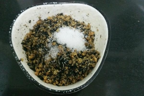 芝麻拌核桃的做法图解8