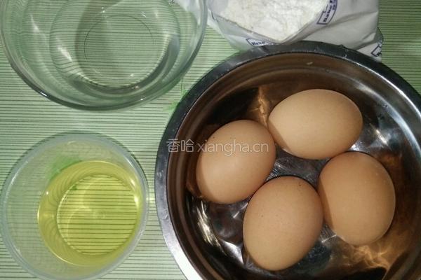 电饭煲蛋糕的做法图解1