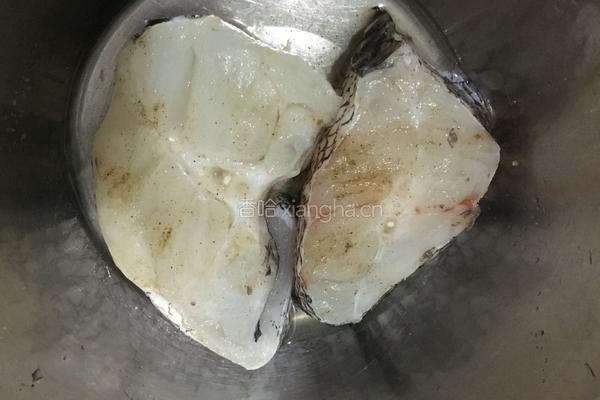 香煎鳕鱼的做法图解1