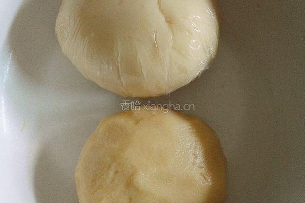 千层酥皮豆沙卷的做法图解3