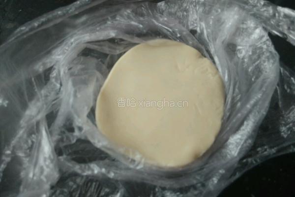 饺子皮锅贴的做法图解5