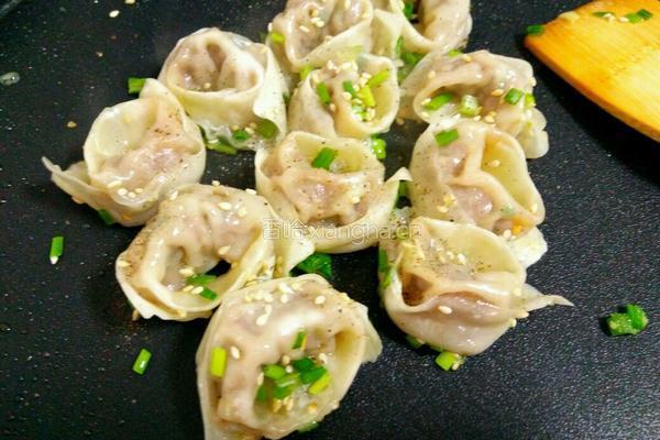 生煎小馄饨的做法图解9