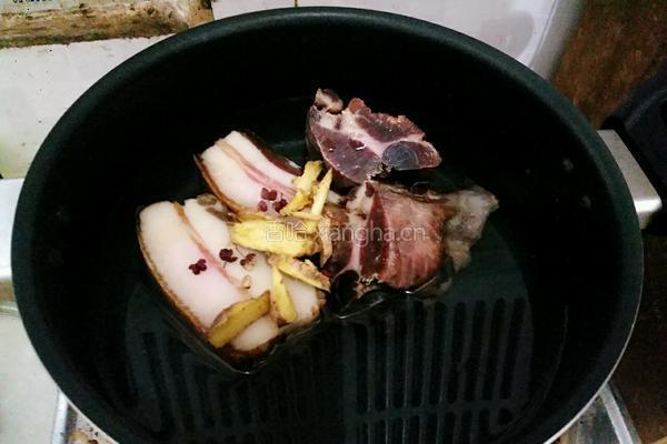 腊肉炖汤的做法图解5