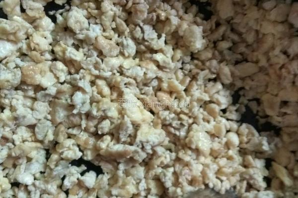 韭菜鸡蛋饺子的做法图解3