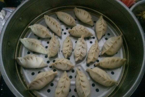 猪肉大葱饺子的做法图解4