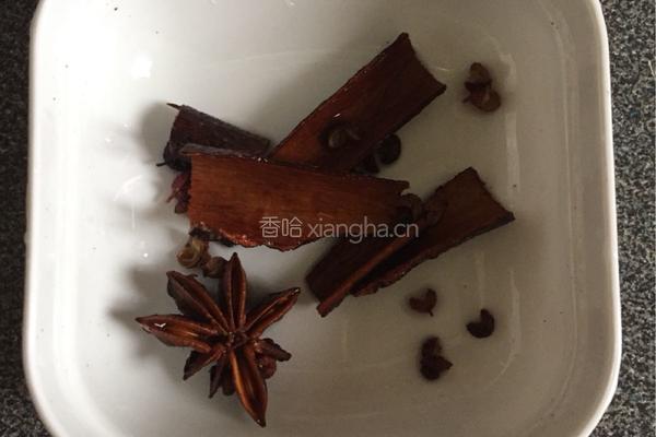凤爪炖干贝的做法图解4