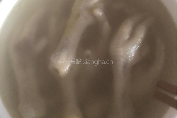 凤爪炖干贝的做法图解6