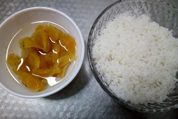 地瓜粥的做法图解1