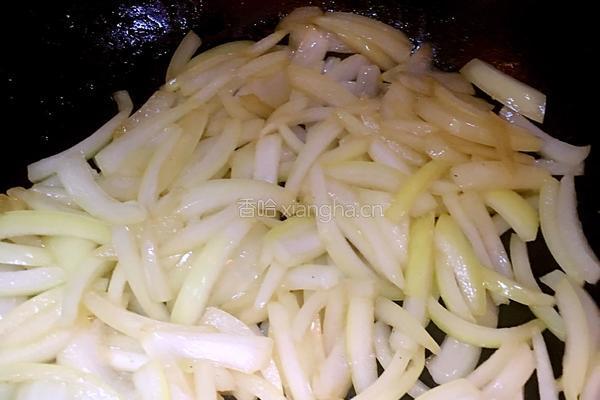 洋葱炒肥牛的做法图解4