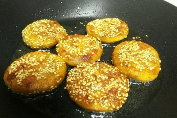 香煎南瓜饼的做法图解13