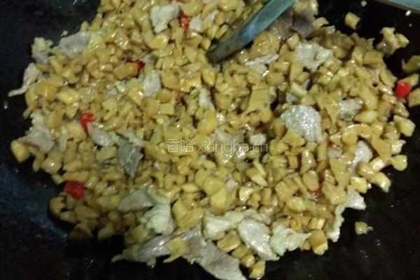 萝卜干炒肉片的做法图解8