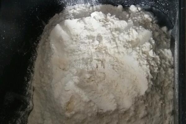 吞拿魚栗米大包的做法图解1