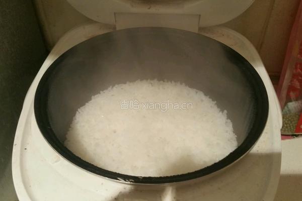美味沙拉主食的做法图解1