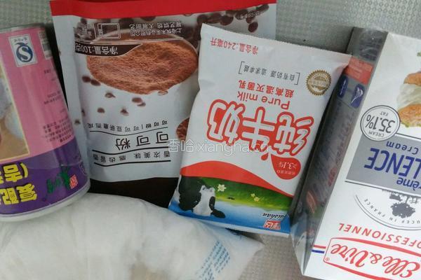 巧克力慕斯蛋糕的做法图解1