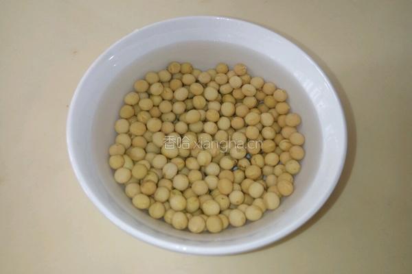 核桃豆浆的做法图解2
