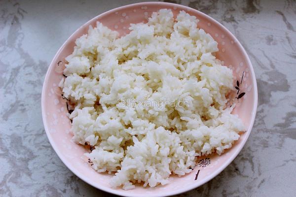 黄金蛋炒饭的做法图解1
