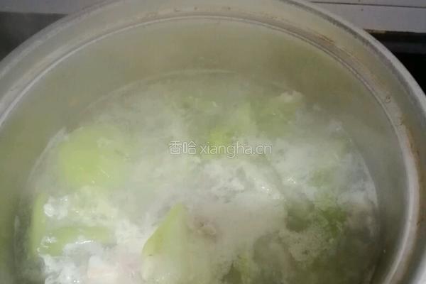 番薯芥菜猪肉咸蛋汤的做法图解7