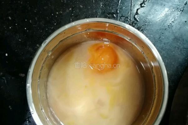 番薯芥菜猪肉咸蛋汤的做法图解3
