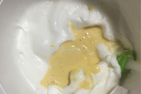 拉花戚风蛋糕的做法图解12