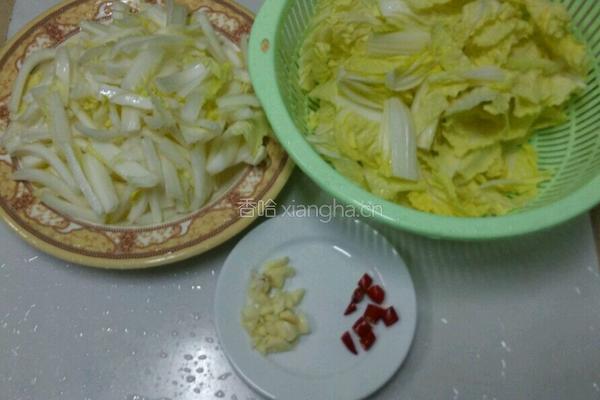 酸辣娃娃菜的做法图解2