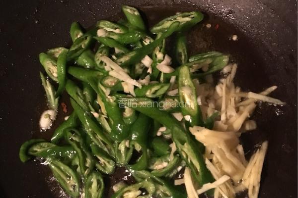 香芹炒腰花的做法图解7