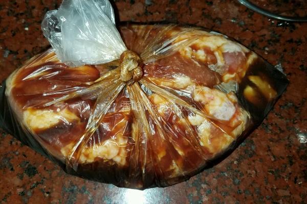 蜜汁叉烧肉的做法图解1