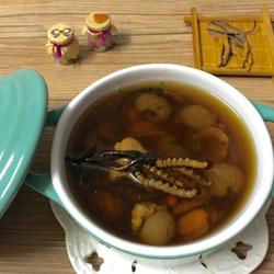 猪肉炖冬虫草的做法[图]