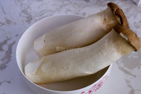 蚝油杏鲍菇的做法图解1