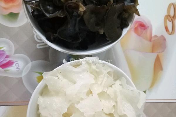 双耳荟脆的做法图解1