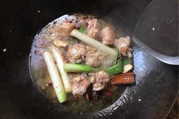 莲藕炖鸡腿的做法图解9