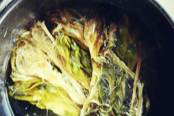 霸王花花菇煲排骨的做法图解2