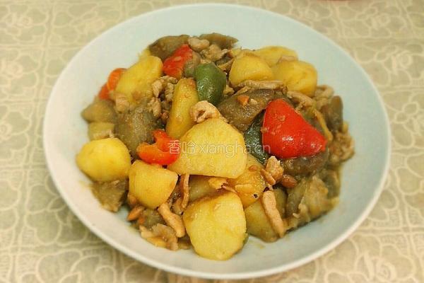 豆酱土豆焖茄子的做法图解12
