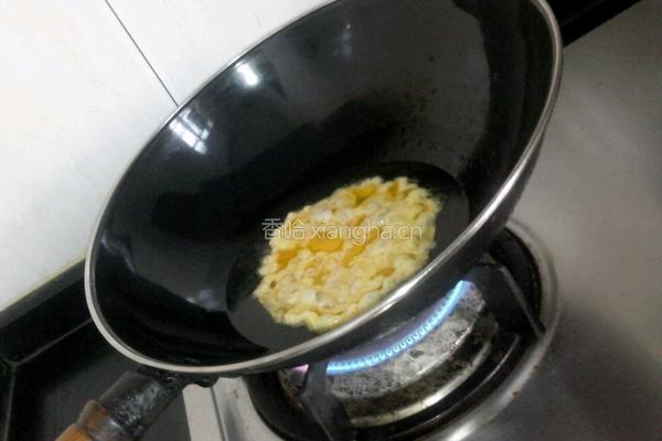 超辣蒜味蛋炒饭的做法图解2