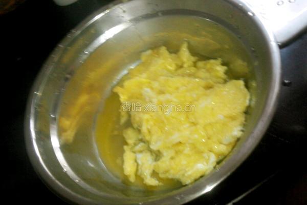 超辣蒜味蛋炒饭的做法图解3