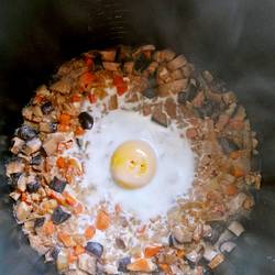 香菇土豆胡萝卜焖饭的做法[图]