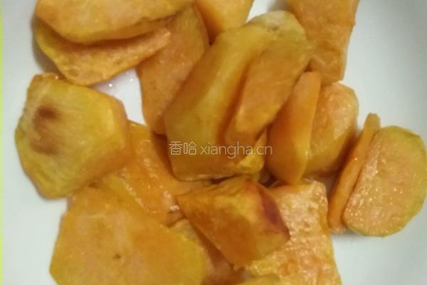 拔丝地瓜的做法图解3