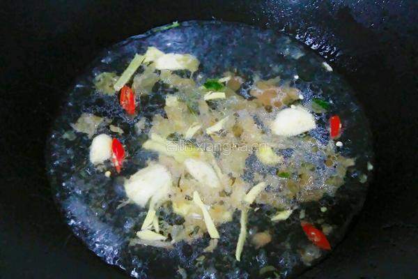 潮汕煮那哥鱼头（多齿蛇鲻）的做法图解3