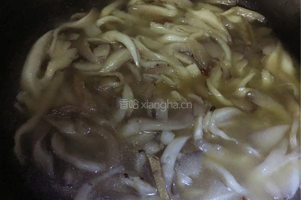 蘑菇汤的做法图解4
